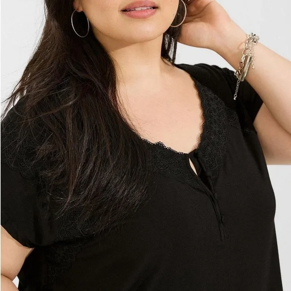 TORRID Super Soft Jersey Dolman Henley Lace Trip  Black Top - Picture 4 of 5